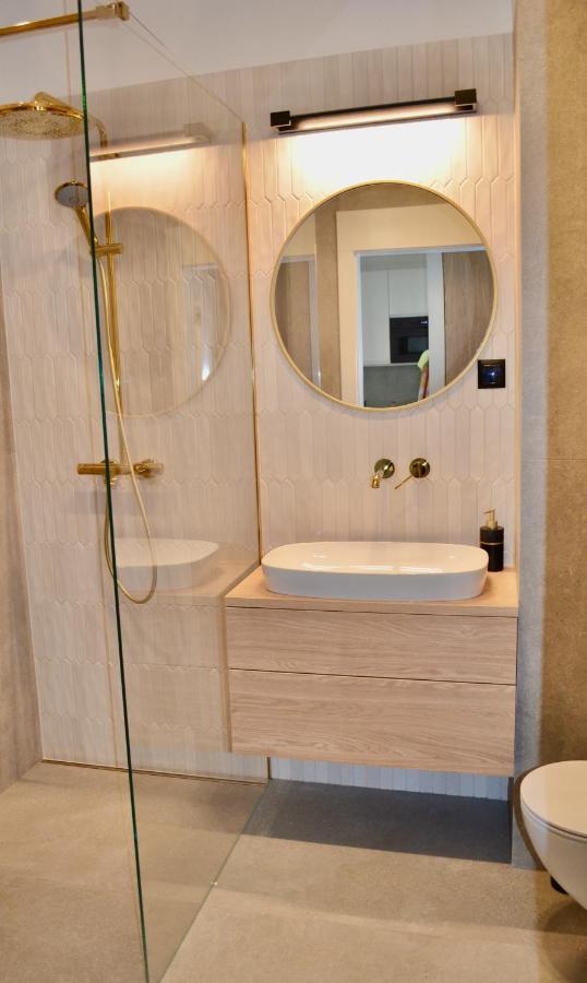 Plac Unii Gold Apartment Gdynia Ngoại thất bức ảnh
